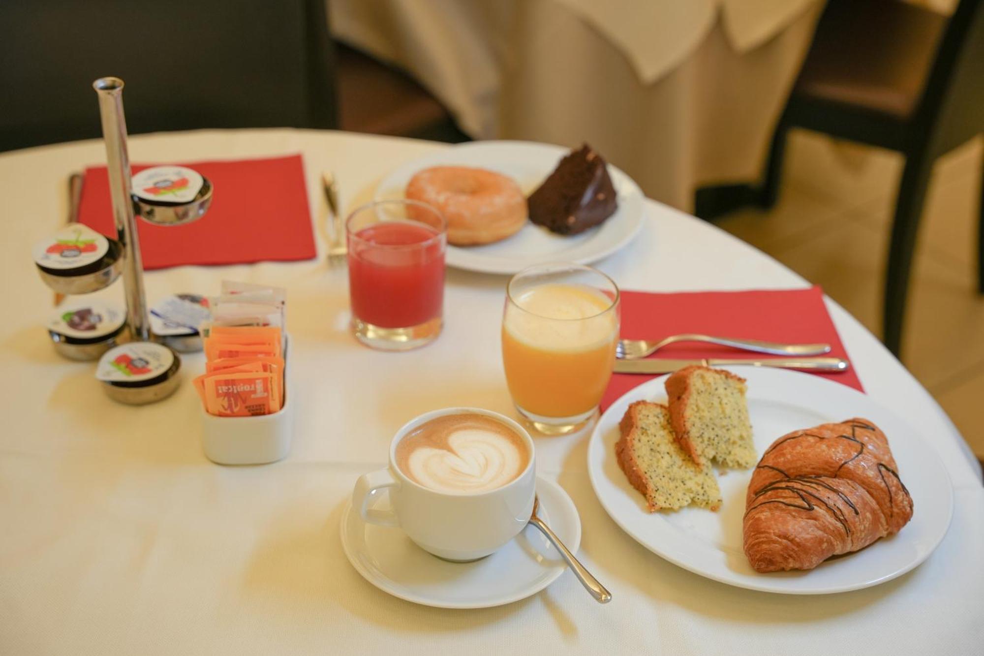 Hotel Europa Reggio nell'Emilia Esterno foto