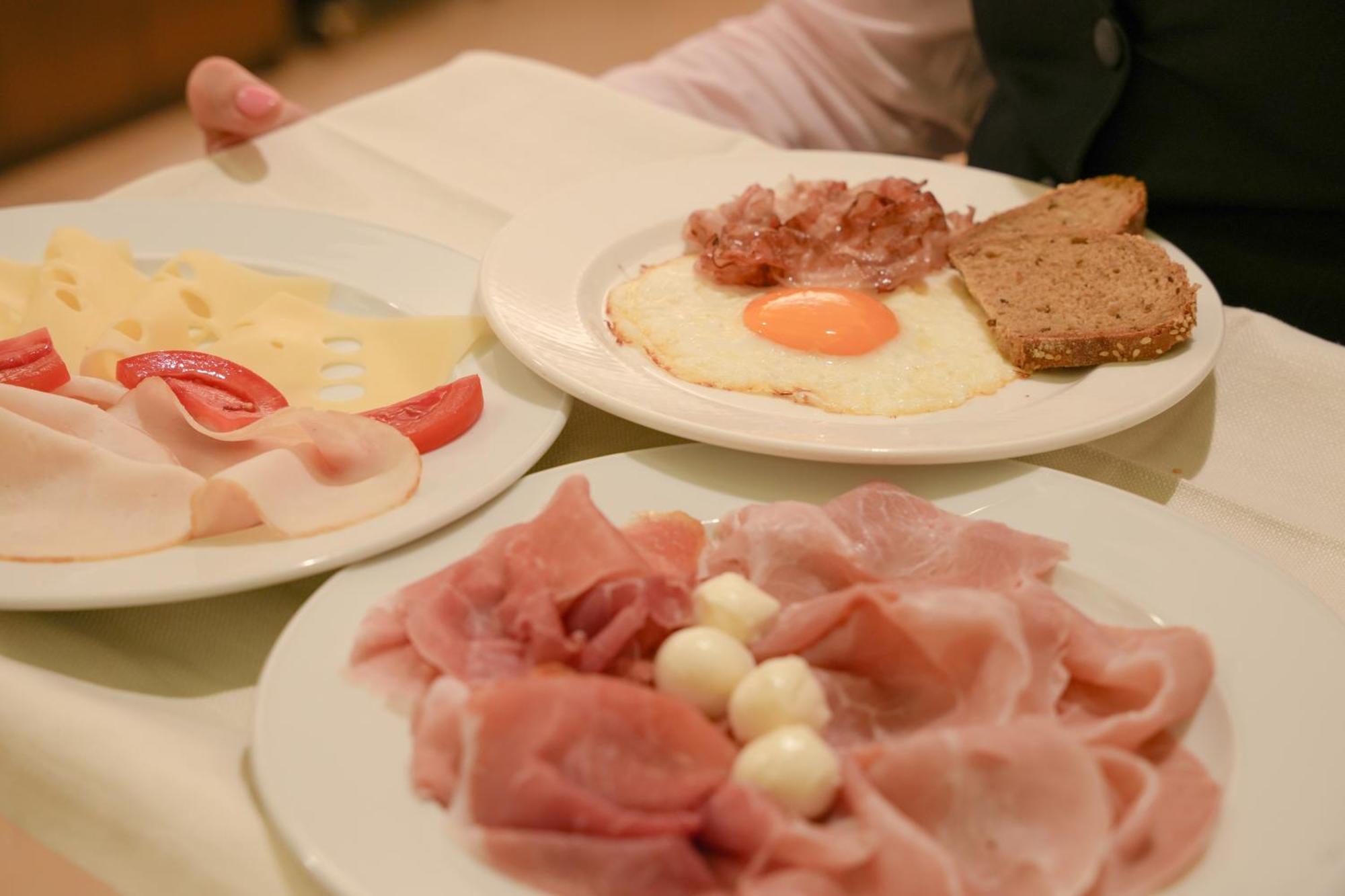 Hotel Europa Reggio nell'Emilia Esterno foto