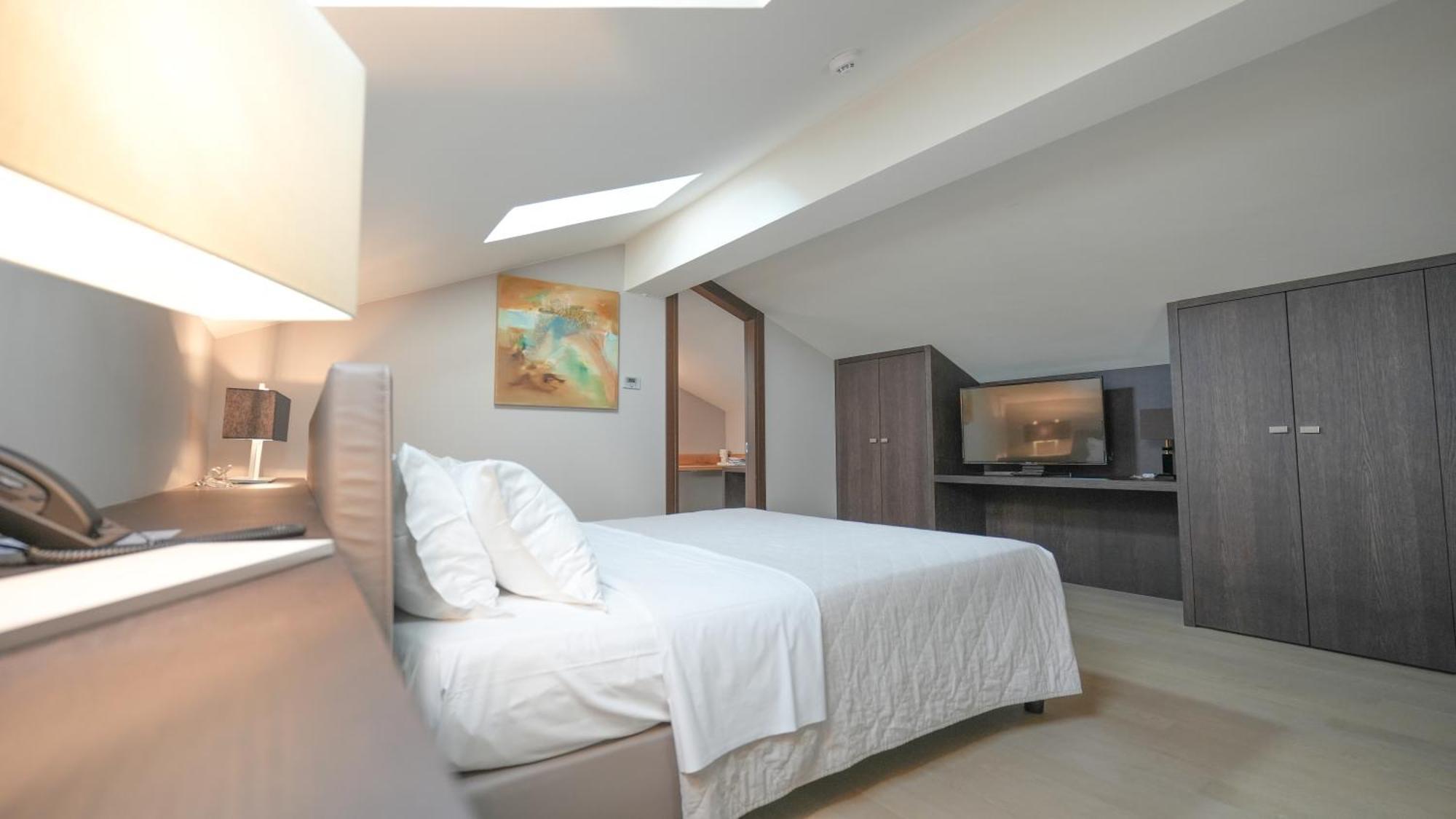 Hotel Europa Reggio nell'Emilia Esterno foto