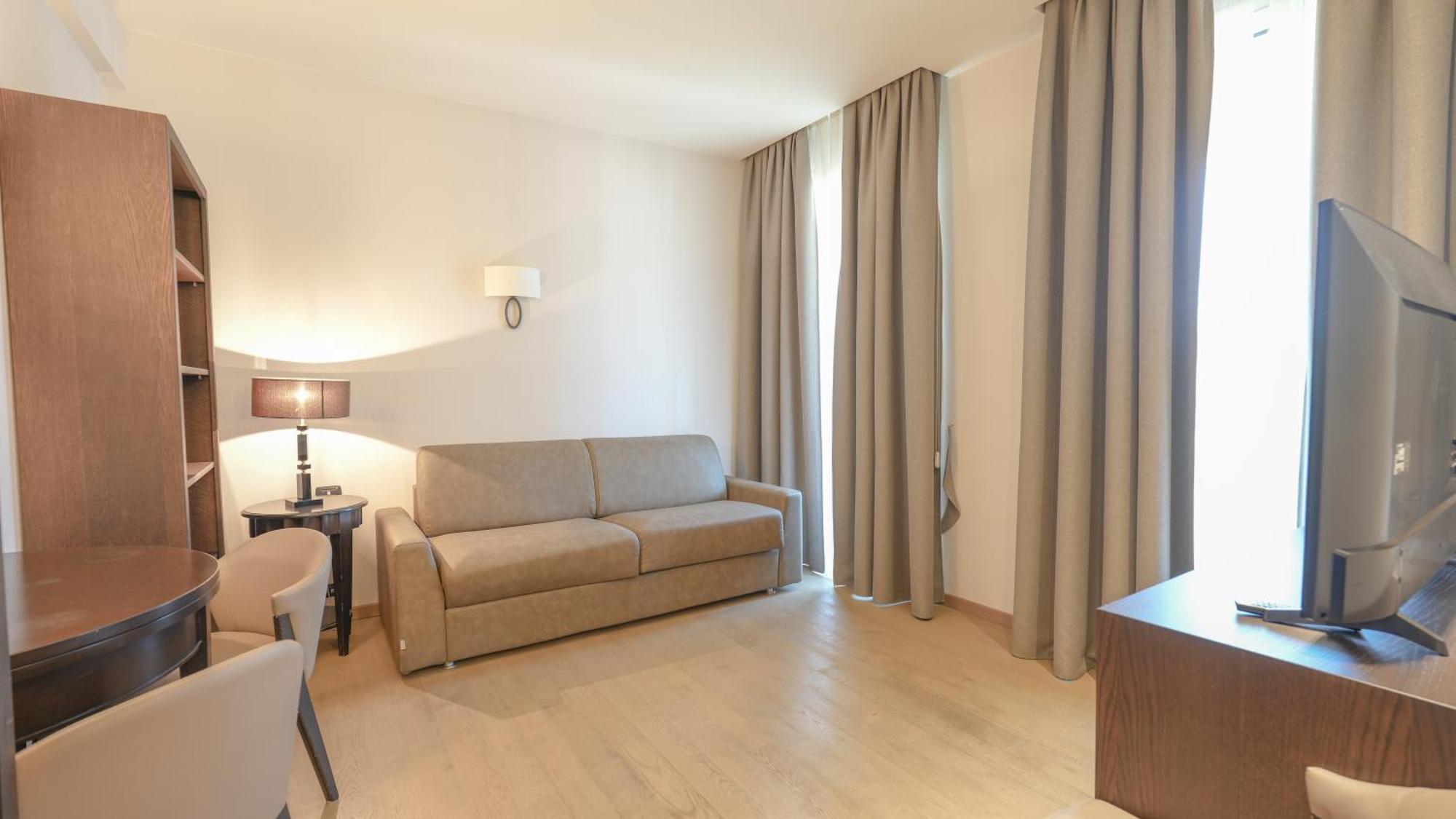 Hotel Europa Reggio nell'Emilia Esterno foto