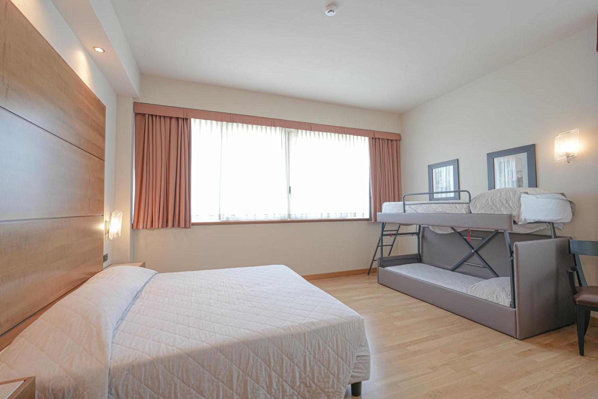 Hotel Europa Reggio nell'Emilia Esterno foto