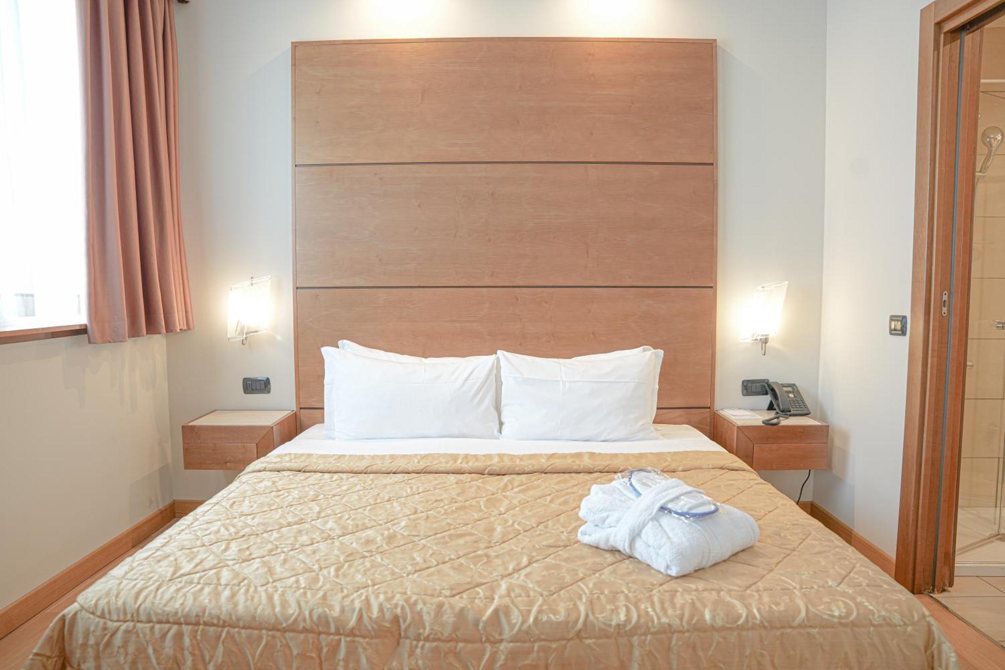 Hotel Europa Reggio nell'Emilia Esterno foto